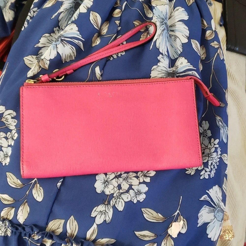 Coach Wristlet – Pretty in pink - Picture 2 of 8